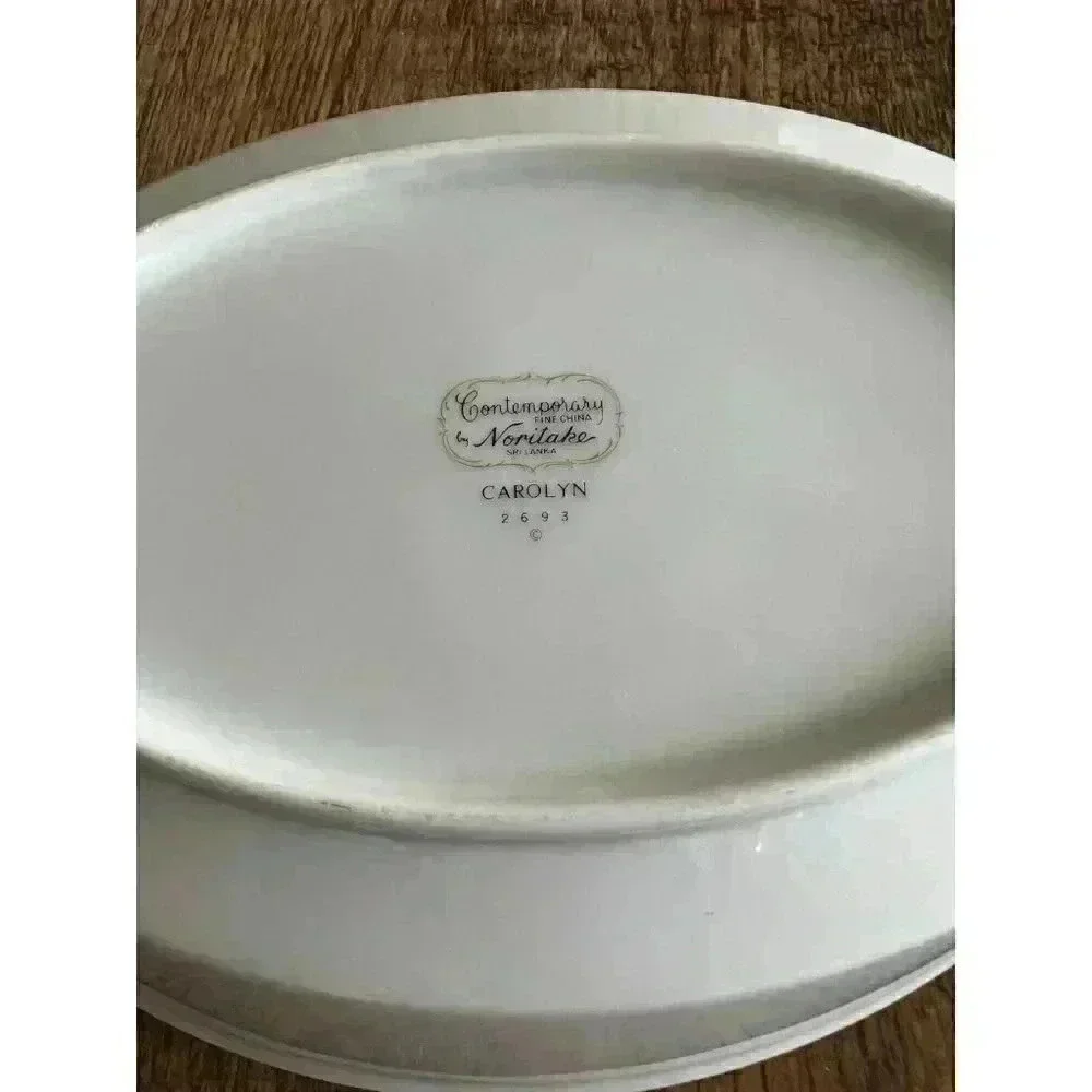 Noritake Carolyn 2693 | Vegetable Bowl | Contemporary Fine China | Vintage